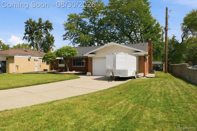 618 N Inkster Road, Dearborn Heights, MI 48127