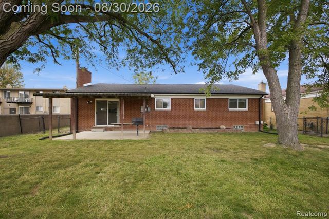 618 N Inkster Road, Dearborn Heights, MI 48127