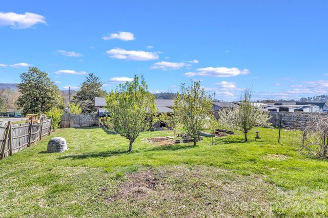 1195 Hendersonville Highway, Pisgah Forest, NC 28768
