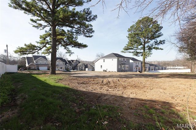 9219 TBB Merritt Avenue, Rock Hill, MO 63144