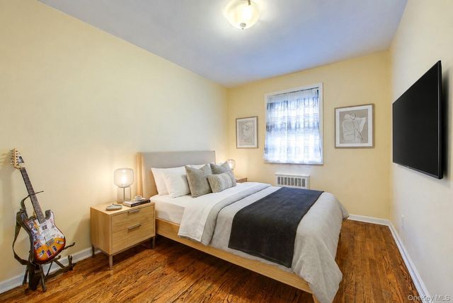 17-84 166 Street 4-161, Whitestone, NY 11357