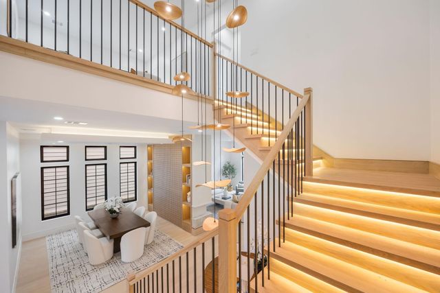 616 Ridge Street, Houston, TX 77009