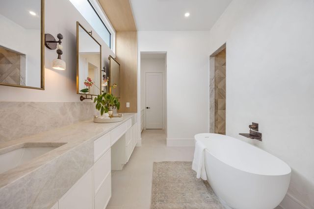 616 Ridge Street, Houston, TX 77009