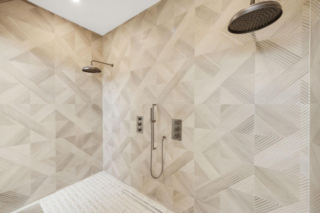 616 Ridge Street, Houston, TX 77009