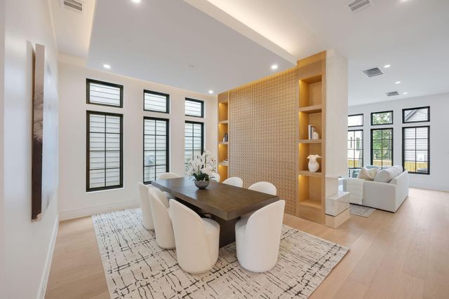 616 Ridge Street, Houston, TX 77009