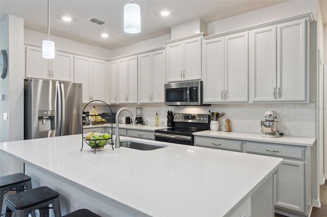 2916 DEERBERRY LANE, Clermont, FL 34714