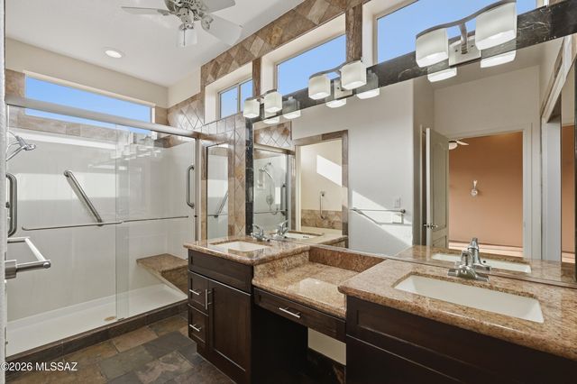 13828 N Lobelia Way, Oro Valley, AZ 85755