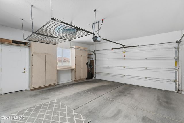 13828 N Lobelia Way, Oro Valley, AZ 85755