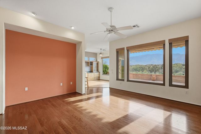 13828 N Lobelia Way, Oro Valley, AZ 85755