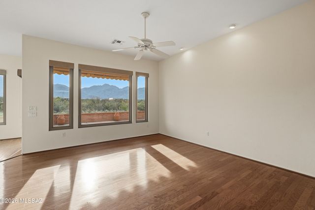 13828 N Lobelia Way, Oro Valley, AZ 85755