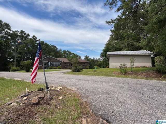 1104 SMITH ROAD, Clanton, AL 35045