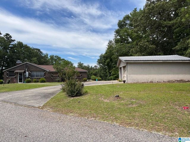 1104 SMITH ROAD, Clanton, AL 35045