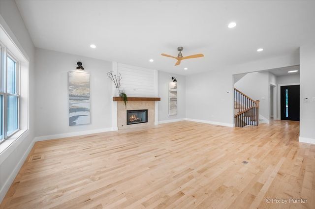 16212 Peregrine Trail, Huntley, IL 60142