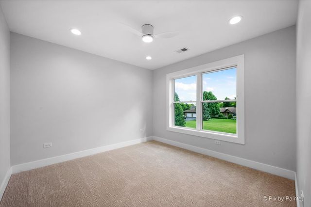 16212 Peregrine Trail, Huntley, IL 60142
