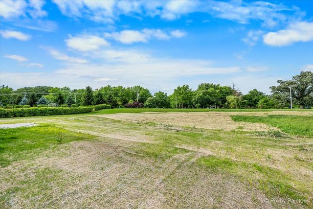 16212 Peregrine Trail, Huntley, IL 60142