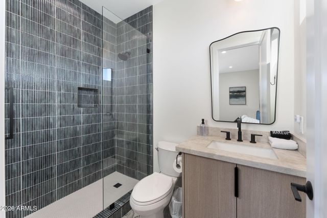 4546 E CAMPBELL Avenue, Phoenix, AZ 85018