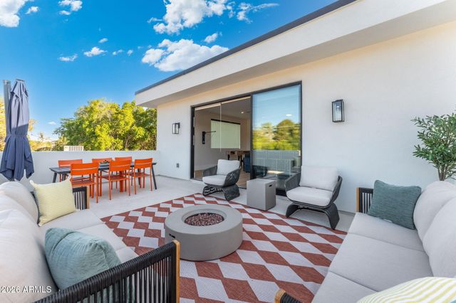 4546 E CAMPBELL Avenue, Phoenix, AZ 85018