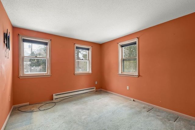 11 Webquish Ln, Mashpee, MA 02649