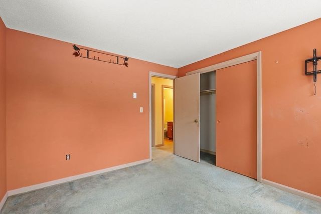 11 Webquish Ln, Mashpee, MA 02649