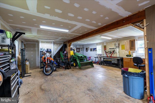 2323 OLD RTE 100, Barto, PA 19504