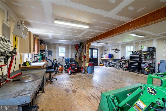 2323 OLD RTE 100, Barto, PA 19504