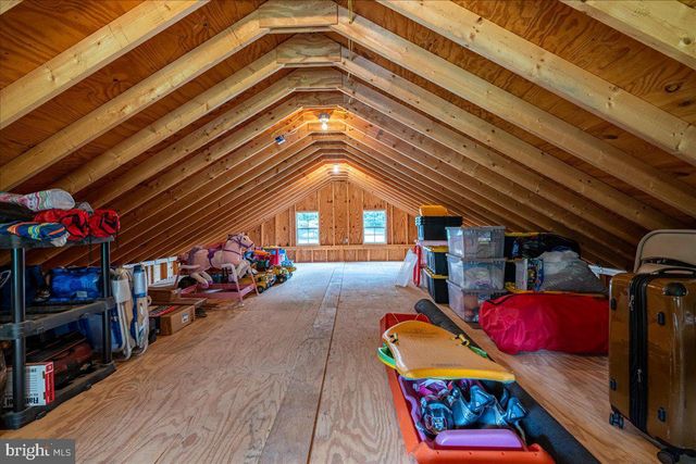 2323 OLD RTE 100, Barto, PA 19504