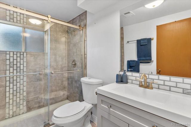 1800 S Monaco Parkway, Denver, CO 80224