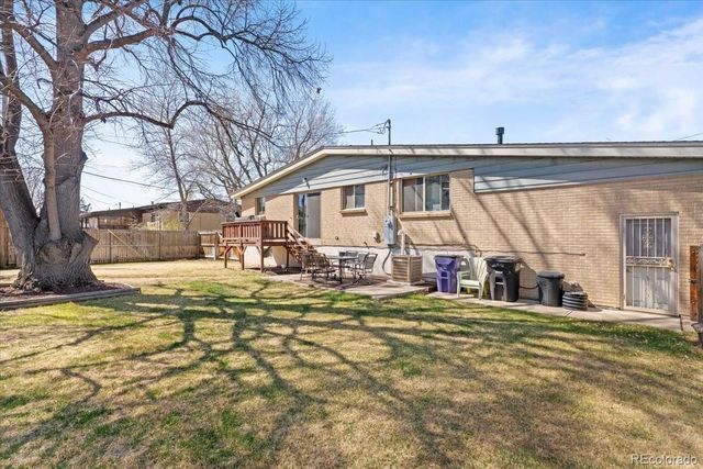 1800 S Monaco Parkway, Denver, CO 80224