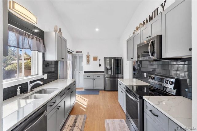 1800 S Monaco Parkway, Denver, CO 80224