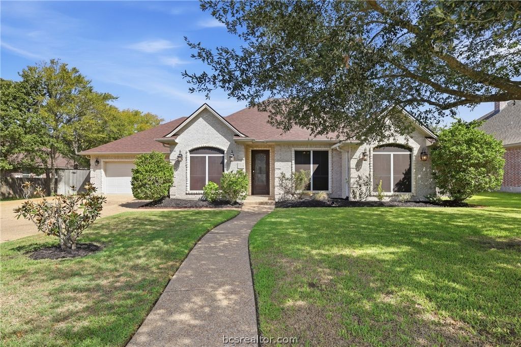 2151 Rockcliffe Loop, College Station, TX 77845 — exterior