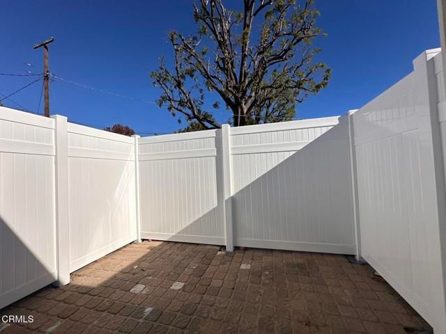 17451 Keswick Street, Northridge (los Angeles), CA 91325