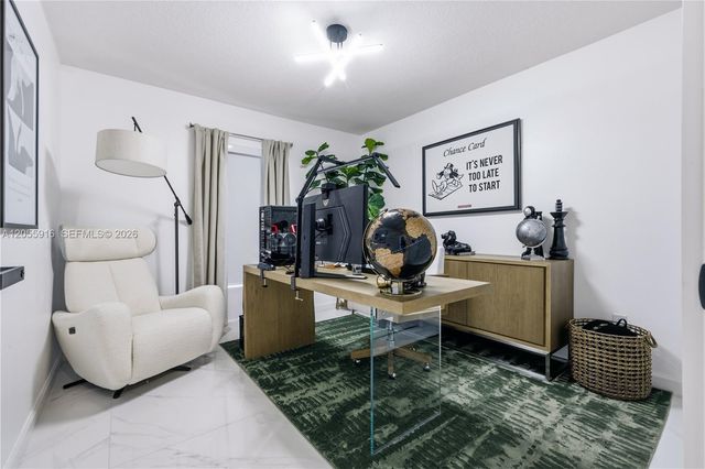 4307 Bradbury Ct, Riviera Beach, FL 33410
