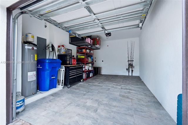 4307 Bradbury Ct, Riviera Beach, FL 33410