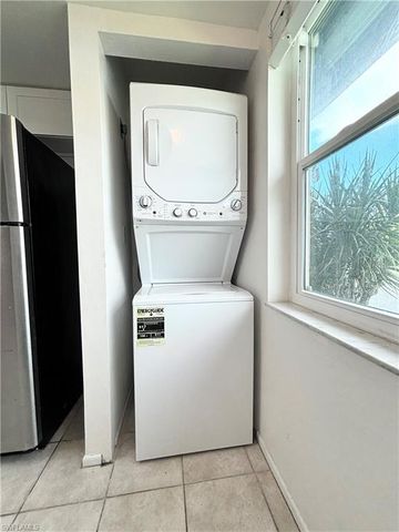 4619 SE 5th PL # 1, Cape Coral, FL 33904
