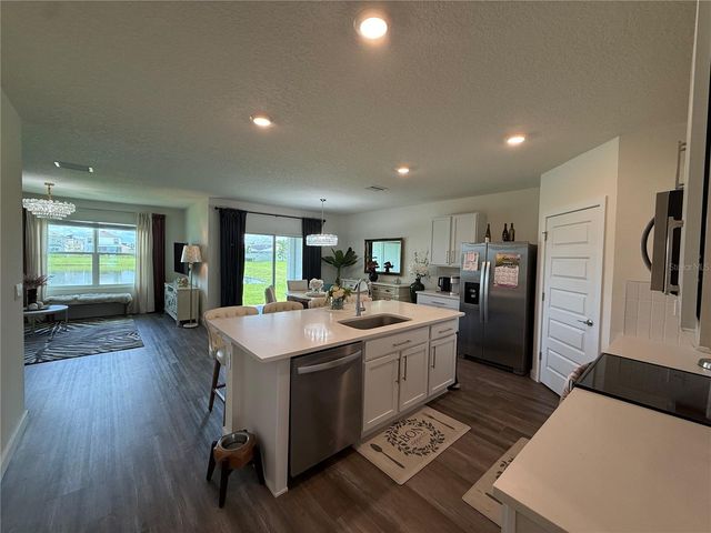31800 OYSTER TRELLIS LANE, Wesley Chapel, FL 33545