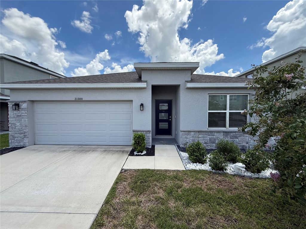 31800 OYSTER TRELLIS LANE, Wesley Chapel, FL 33545
