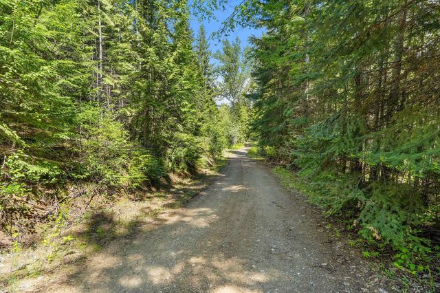 1151 Bergen Rd, Newport, WA 99156