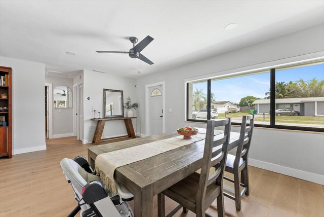 11510 NW 31st Place, Sunrise, FL 33323