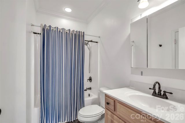 166 EP Rhyne Road, Mount Holly, NC 28120