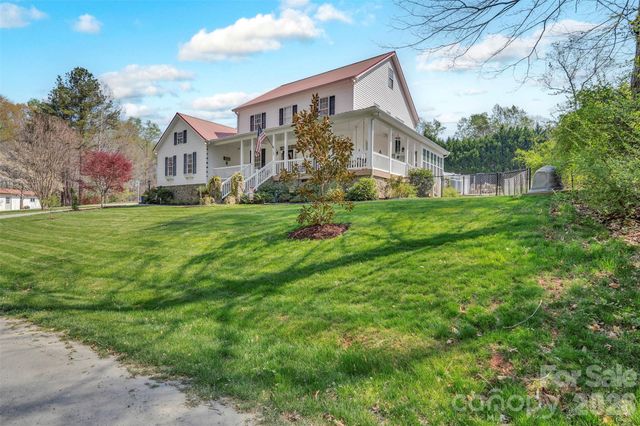 166 EP Rhyne Road, Mount Holly, NC 28120