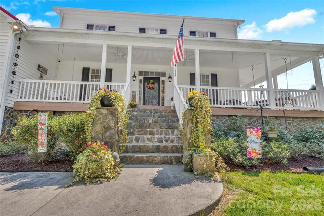 166 EP Rhyne Road, Mount Holly, NC 28120