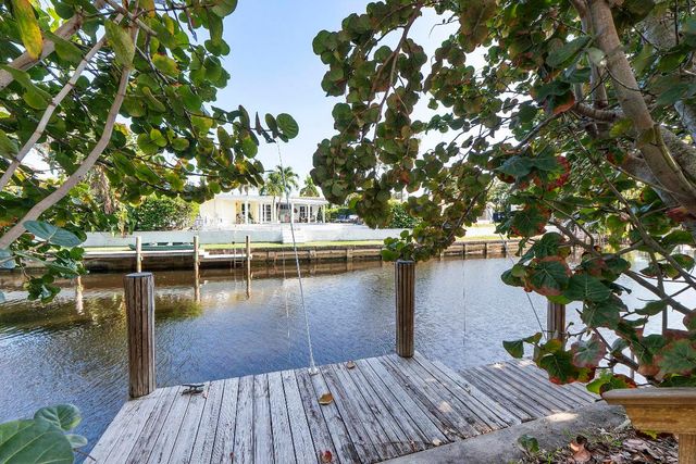 120 SW 8th Avenue, Boca Raton, FL 33486