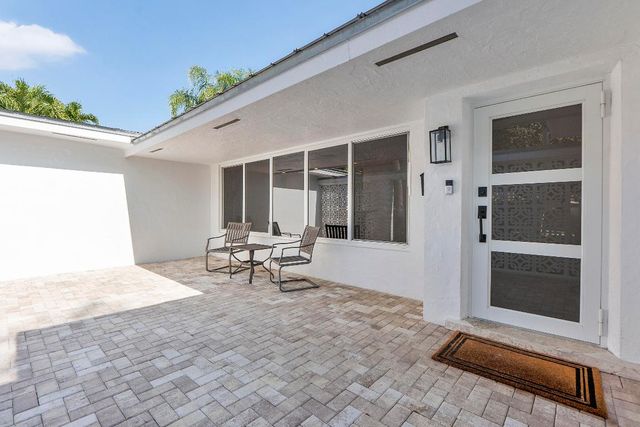 120 SW 8th Avenue, Boca Raton, FL 33486