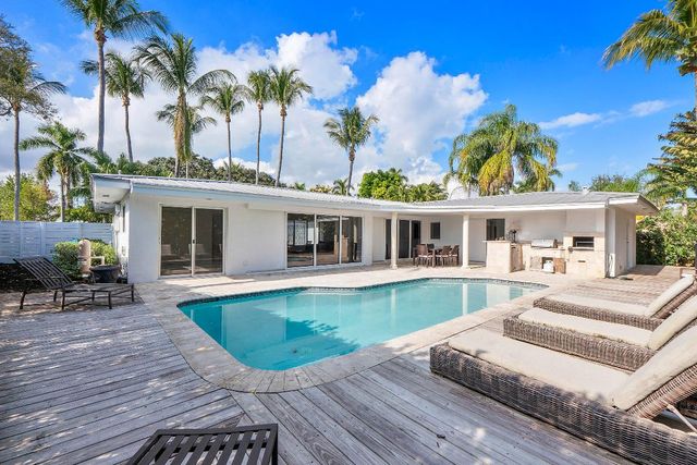 120 SW 8th Avenue, Boca Raton, FL 33486