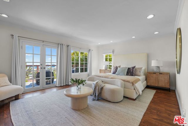 6609 Whitley Terrace, Los Angeles, CA 90068