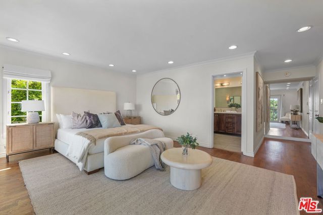 6609 Whitley Terrace, Los Angeles, CA 90068
