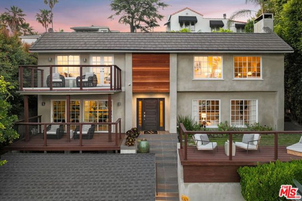 6609 Whitley Terrace, Los Angeles, CA 90068