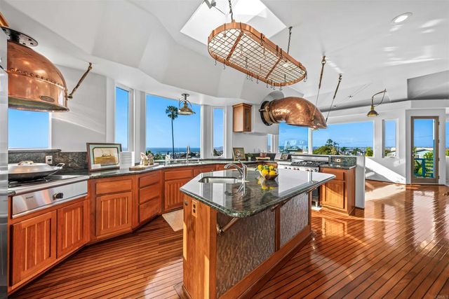 4527 Narragansett Avenue, San Diego, CA 92107