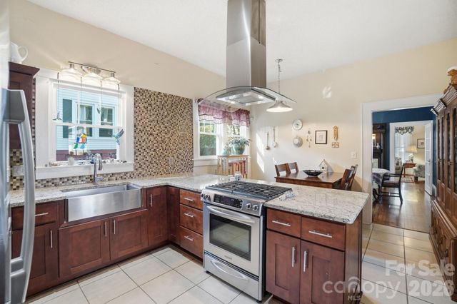 502 S South Street, Gastonia, NC 28052