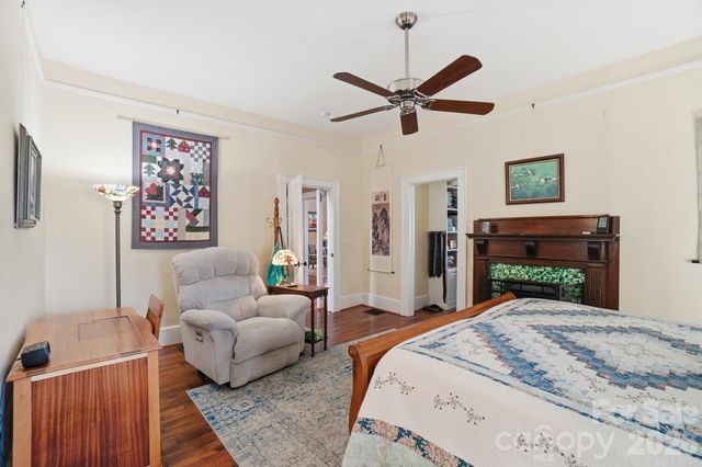 502 S South Street, Gastonia, NC 28052